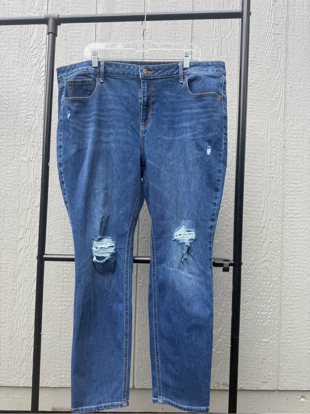 Old Navy Distressed Skinny Jeans size 20